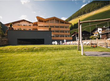 Aktiv & Familienhotel Adlernest